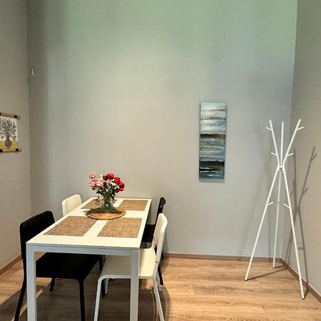 Urban Breeze Aparment 1 Apartment Athens Exterior photo