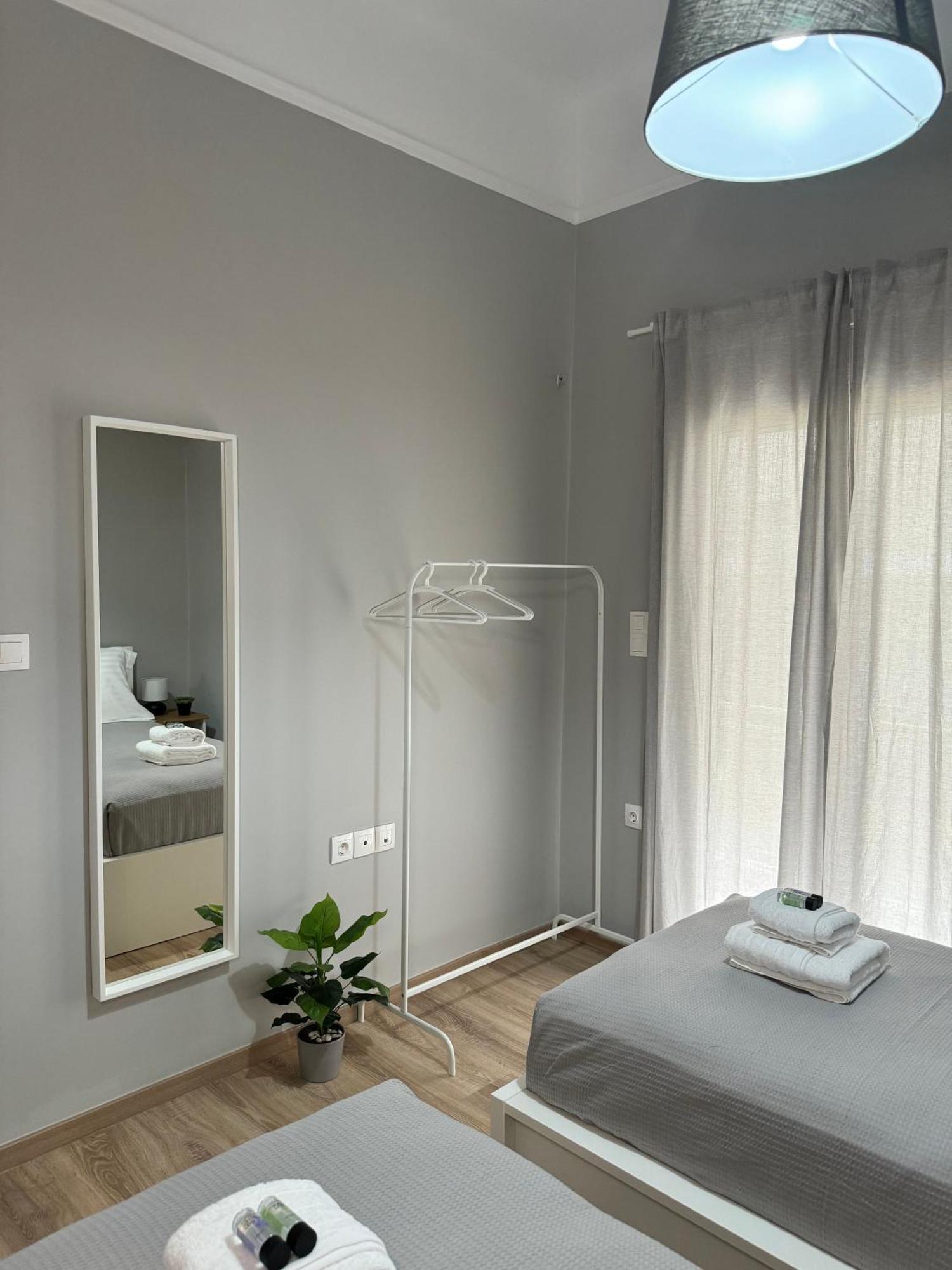 Urban Breeze Aparment 1 Apartment Athens Exterior photo